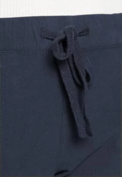 Kaffe Naya Capri - Shorts - Midnight Marine -Kaffe Verkoopwinkel 03e70d7448844526bd6a0a7c4716999a