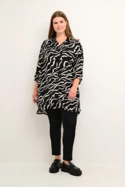 Blouses Met Korte Mouw Blouse Sonna Dames Zwart -Kaffe Verkoopwinkel 12bf252c9639207b1aa8a97f51e8acff