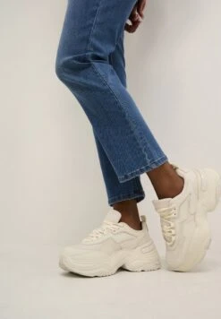 Kaffe Kajessie- Bootcut Jeans - Medium Blue Denim -Kaffe Verkoopwinkel 13bf48023d5c4f459a9cdf11e52fba0a