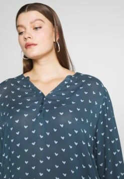Kcbett- Blouse - Orion Blue -Kaffe Verkoopwinkel 1aa6d97b31bd4e408e15af6e4551f57d