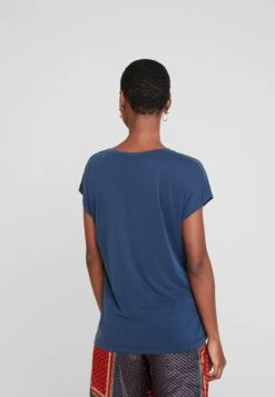 Kaffe Kalise Ss - T-Shirt Basic - Midnight Marine -Kaffe Verkoopwinkel 1f8ea18690aa4d379e98259933fc5c65