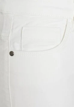 Kaffe Zelina - Jeans Skinny Fit - Chalk -Kaffe Verkoopwinkel 32c3ad2066874745a3b153352e387279