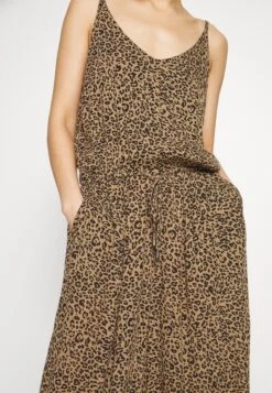 Kaffe Amber - Jumpsuit - Ermine -Kaffe Verkoopwinkel 37c03d2402714555a387ac828e5fd969