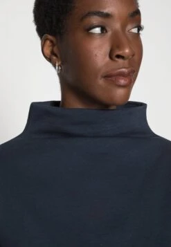 Kaffe Kajamy - Sweater - Midnight Marine -Kaffe Verkoopwinkel 3fd32d1348504e4b8914b8441fba5cc8