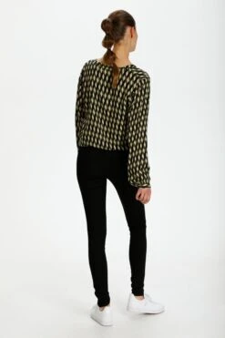 Kaffe Blouseshirts Blouse Ajana Dames Beige 6 Kaffe Blouseshirts Blouse Ajana Dames Beige -Kaffe Verkoopwinkel 4a8802e5a7bf0f158b0639ef3340724b