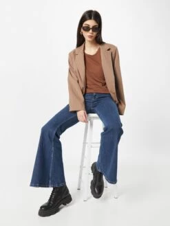 Kaffe T-shirts Shirt Lise Marie Dames Bruin -Kaffe Verkoopwinkel 4af910293e9869a10eb437897c1eb10c