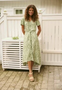 Kaffe Viola- Blousejurk - Green White Leaf Print -Kaffe Verkoopwinkel 57c85d7e2d9a41848addb59c5b91240a