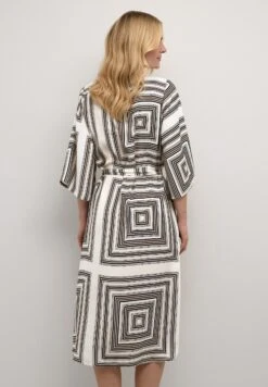 Kaffe Bpkaline- Blousejurk - Sand WBig Square Print -Kaffe Verkoopwinkel 61d459a007874f00be2c402982a4b034