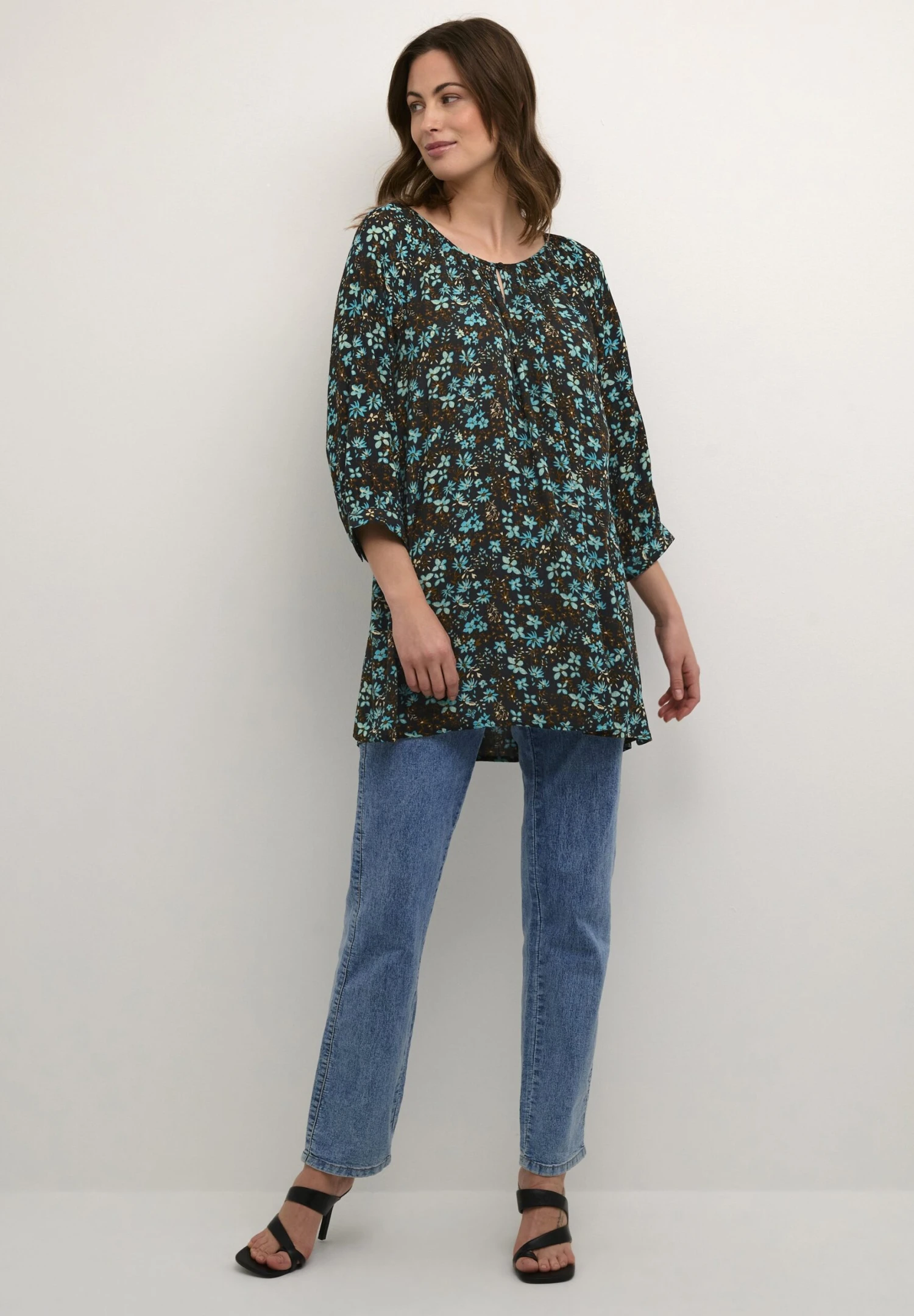 Kaffe Kamarita Amber - Tuniek - Blue Bird Flower Print 2 Kaffe Kamarita Amber - Tuniek - Blue Bird Flower Print - Afbeelding 2