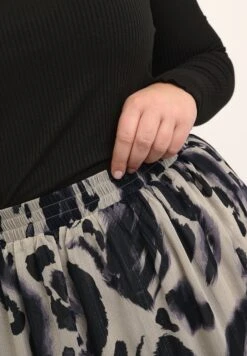 Curve Fiona - A-Lijn Rok - Black Feather Gray Leo 9 Curve Fiona - A-Lijn Rok - Black Feather Gray Leo -Kaffe Verkoopwinkel 68e8390b92ec4d5e98f78eb30dcc2093