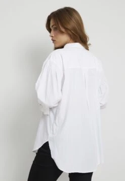 Kaffe Kakira- Overhemdblouse - Optical White -Kaffe Verkoopwinkel 71f92c5ed7f04db6bf0acc05f92fe31b