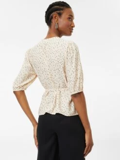 Kaffe Blouses Met Korte Mouw Blouse Dames Wit 8 Kaffe Blouses Met Korte Mouw Blouse Dames Wit -Kaffe Verkoopwinkel 733337fea38249eb49fdf8727256dd83