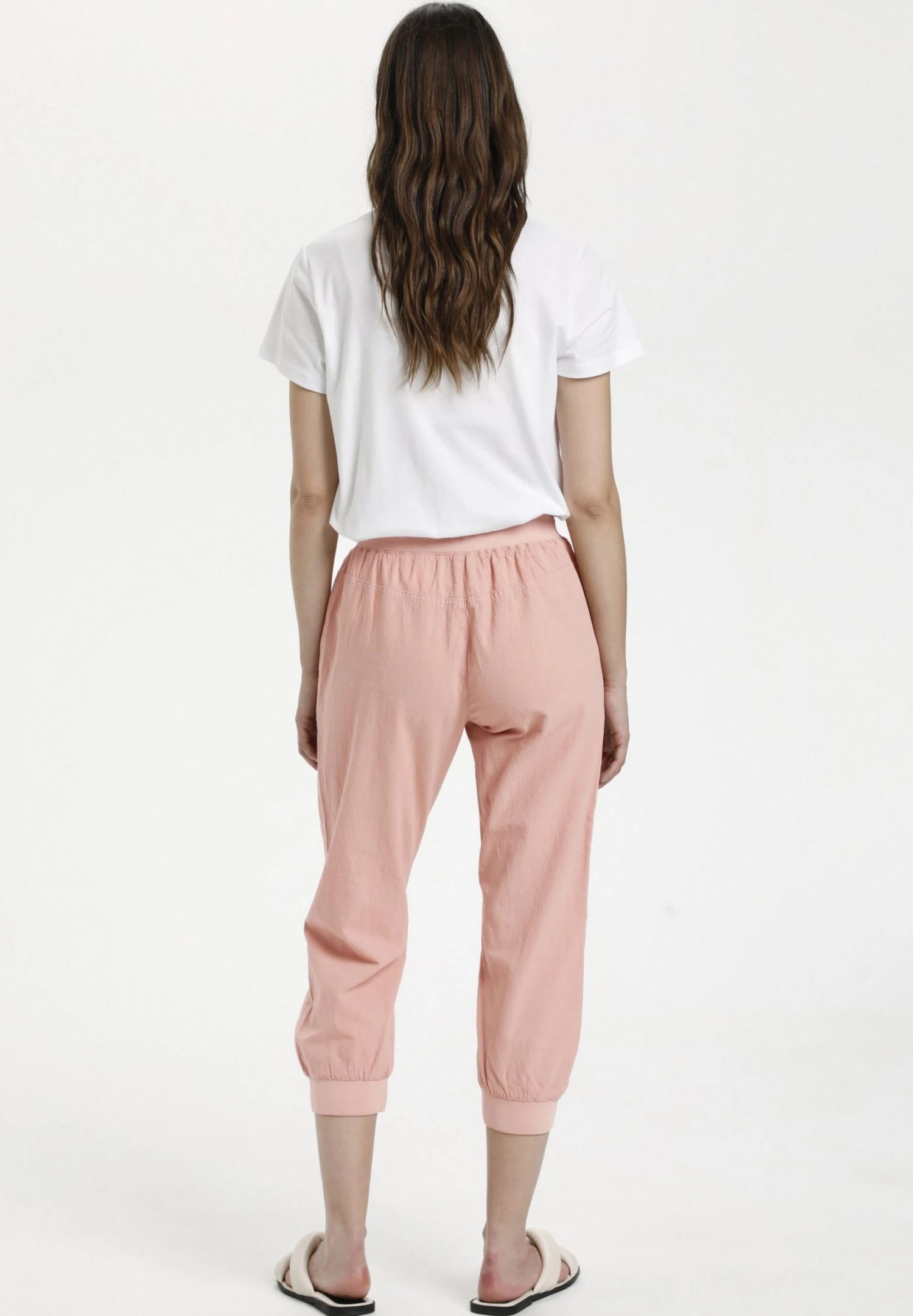 Kaffe Naya Capri - Shorts - Mahogany Rose 3 Kaffe Naya Capri - Shorts - Mahogany Rose - Afbeelding 3