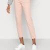 Kaffe Kazelina - Straight Leg Jeans - Mahogany Rose