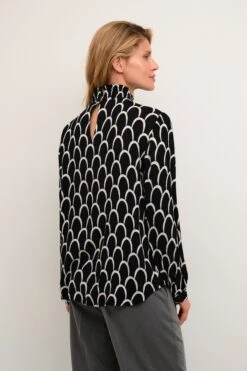 Kaffe Overhemden Blouse Karina Dames Zwart -Kaffe Verkoopwinkel a0c94ef706beca3e3ddabffd77847f60