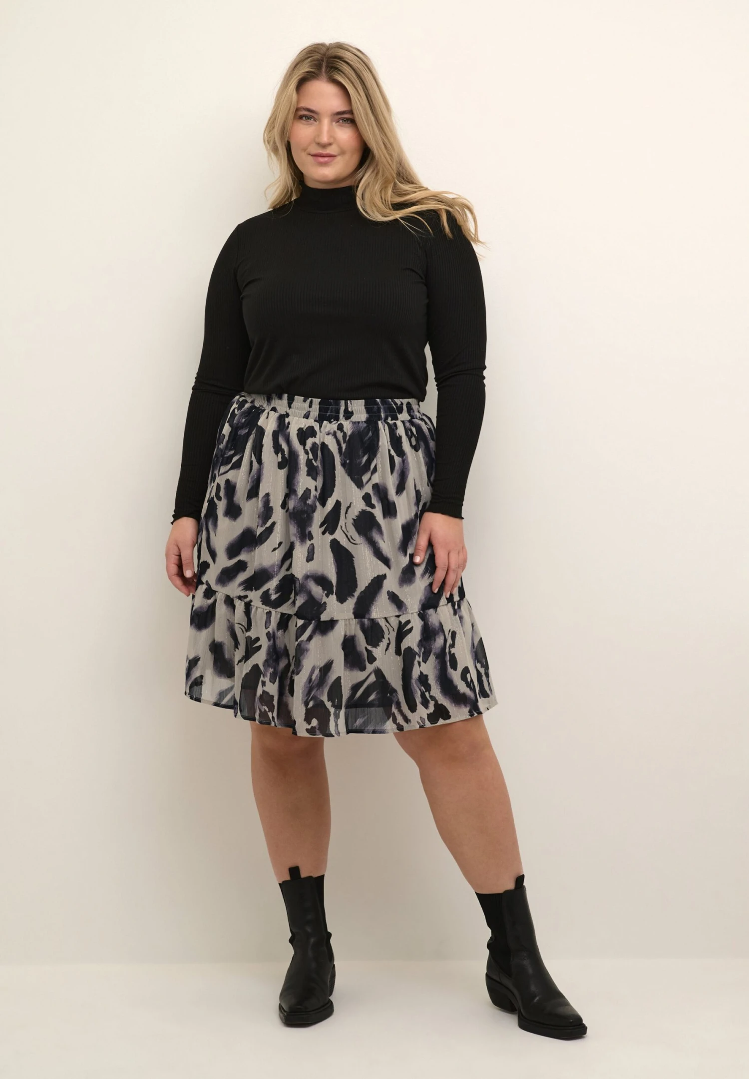 Curve Fiona - A-Lijn Rok - Black Feather Gray Leo 2 Curve Fiona - A-Lijn Rok - Black Feather Gray Leo - Afbeelding 2