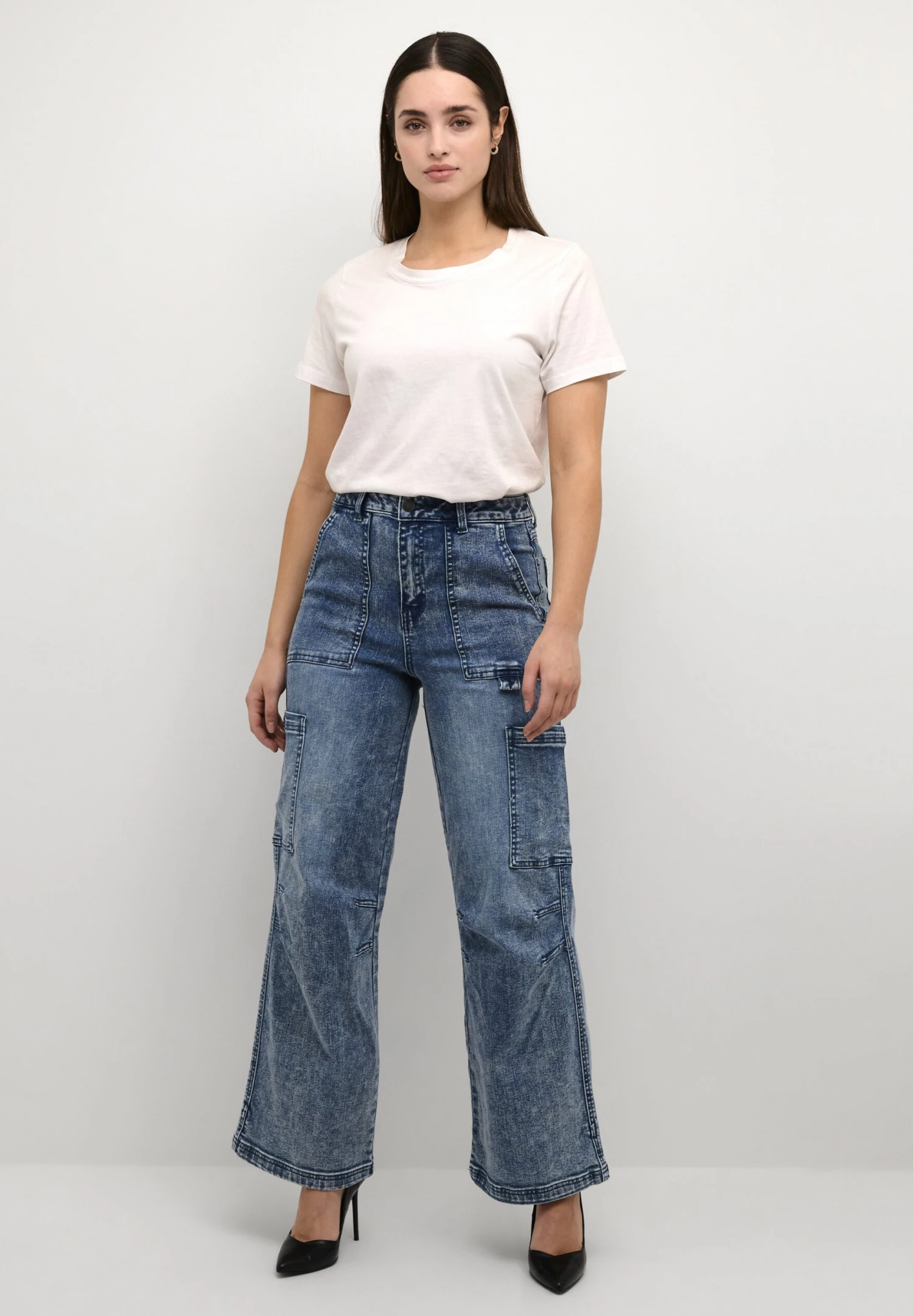 Kaffe Karue Sinem Hw - Flared Jeans - Blue Denim 2 Kaffe Karue Sinem Hw - Flared Jeans - Blue Denim - Afbeelding 2