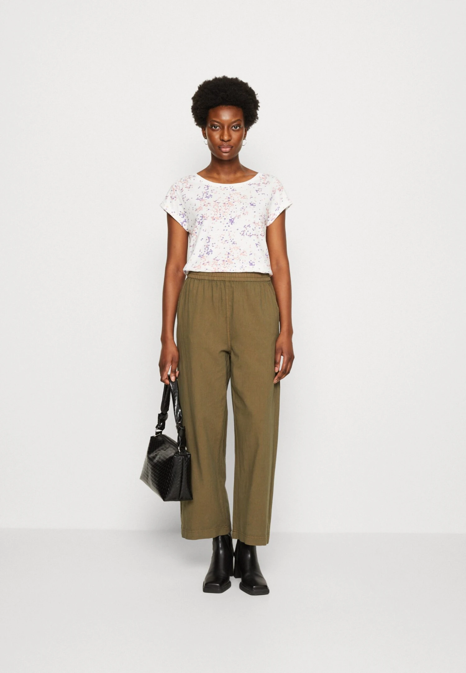 Kaffe Naya Culotte Pants - Broek - Grape Leaf 2 Kaffe Naya Culotte Pants - Broek - Grape Leaf - Afbeelding 2