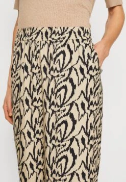 Kaffe Criti Cropped Pants - Broek - Sand/Black -Kaffe Verkoopwinkel be3a654fd15c4f9ea0ddd9383b77ff74