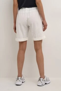 Kaffe Kanaya - Shorts - Chalk -Kaffe Verkoopwinkel c93cf6ea897e41a3b88867820f343029
