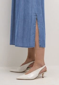 Kaffe Bpcally- Jeansrok - Blue Denim 9 Kaffe Bpcally- Jeansrok - Blue Denim -Kaffe Verkoopwinkel d2a4f8015c284e32a34cbe02485775a5