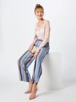 Kaffe Boleros Bolero Astrid Dames Perzik 9 Kaffe Boleros Bolero Astrid Dames Perzik -Kaffe Verkoopwinkel d5876335ffc2ed3a89a7fb60082f40d1