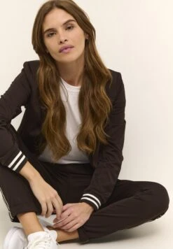 Kaffe Kinnie - Blazer - Java Chalk Black Stripe -Kaffe Verkoopwinkel d7e5e6b0bf6544c0bd361d2367ffdaf3