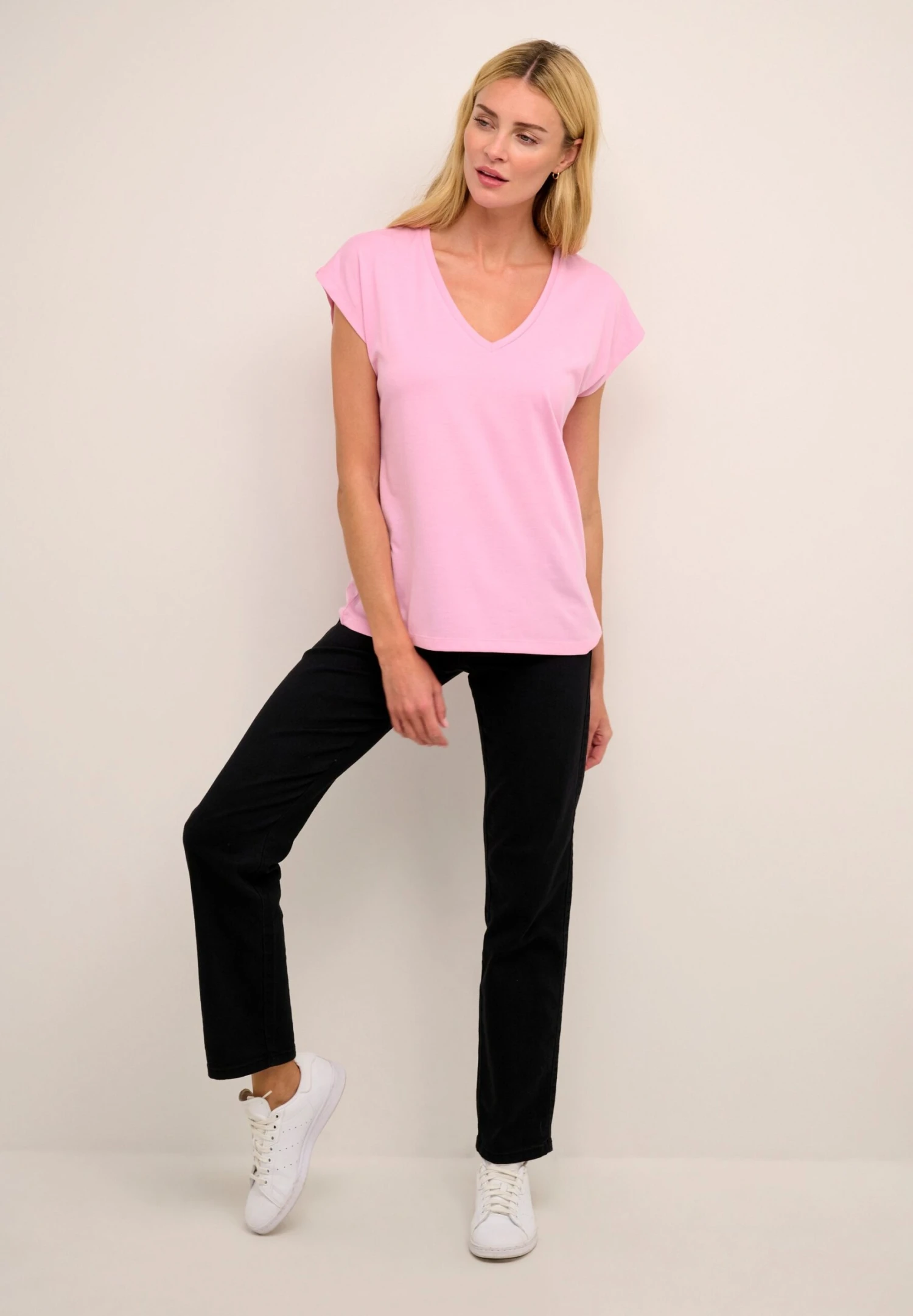 Kaffe Kalise Ss - T-Shirt Basic - Pink Frosting 2 Kaffe Kalise Ss - T-Shirt Basic - Pink Frosting - Afbeelding 2