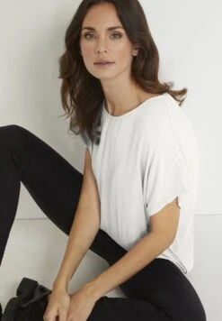 Kaffe Amber Stanley - Blouse - Chalk -Kaffe Verkoopwinkel eb59513179314dfcb0a3d5ae6e864a20