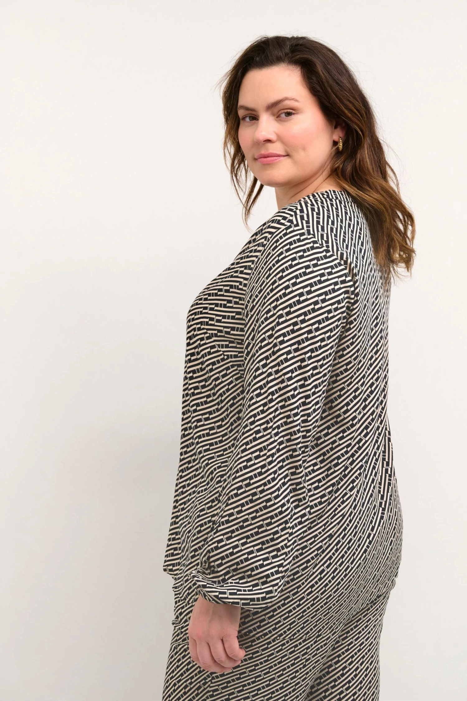 Blouseshirts Blouse Karena Dames Zwart 4 Blouseshirts Blouse Karena Dames Zwart - Afbeelding 4